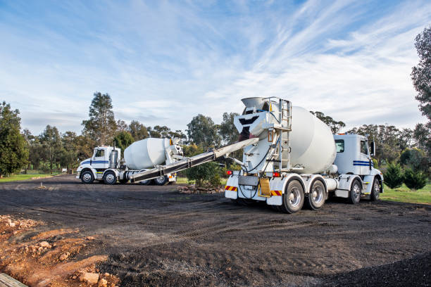 Best Best Concrete Contractor  in Detroit Lakes, MN
